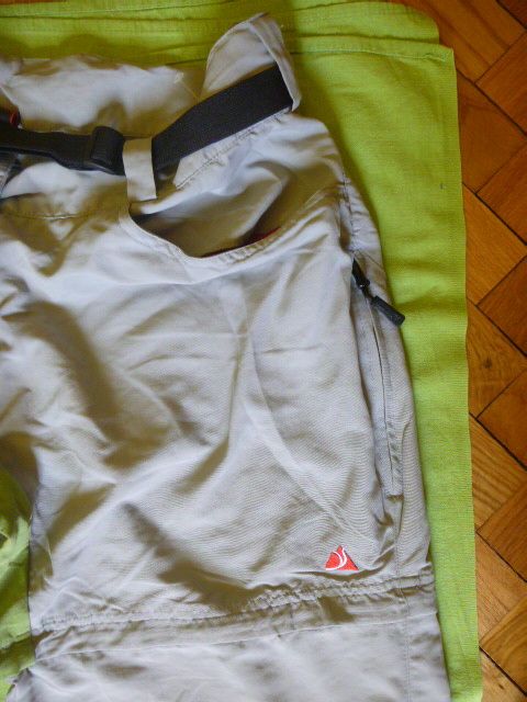 Pantaloni noi Dachstein outdoor gear marimea 44