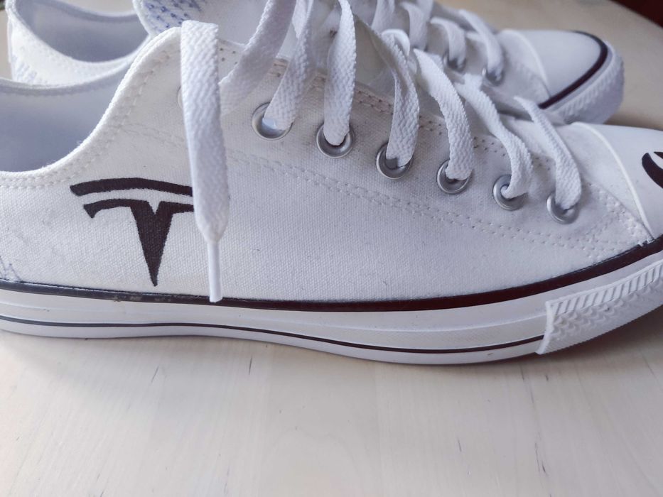 Converse alb, noi, marimea 46