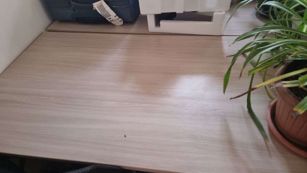 Столы офисные бежевые