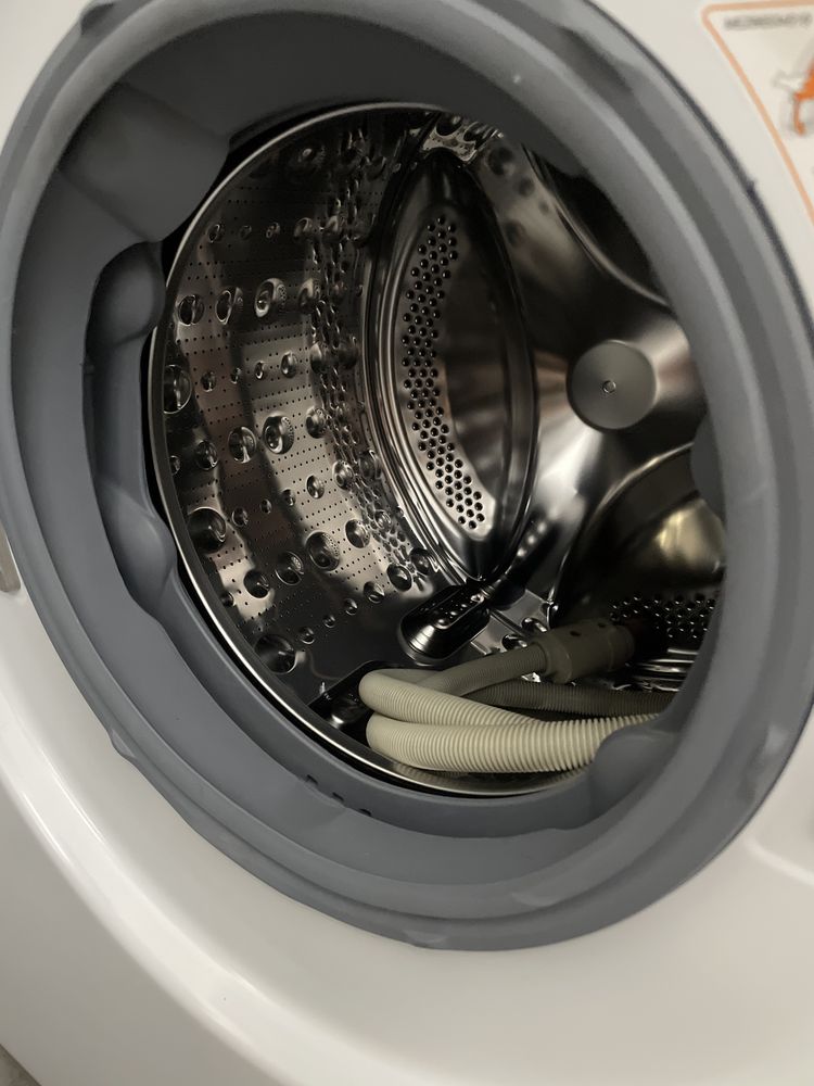 Masina de spălat rufe LG -ThinQ