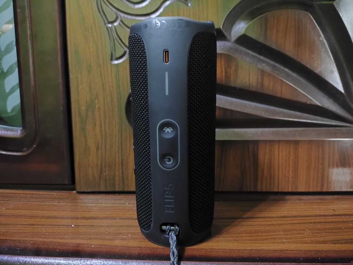 JBL Flip 5 xolati zo'r