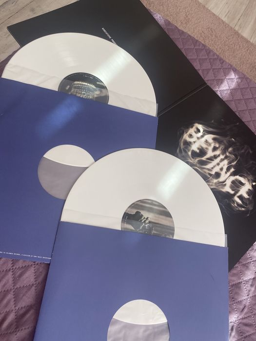 Ariana Grande , Beyoncè, Christina Aguilera Vinyls