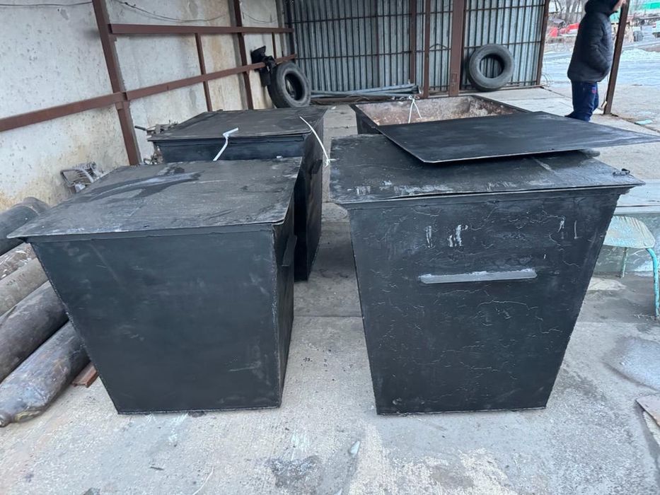 Продам мусорные баки с доставкой