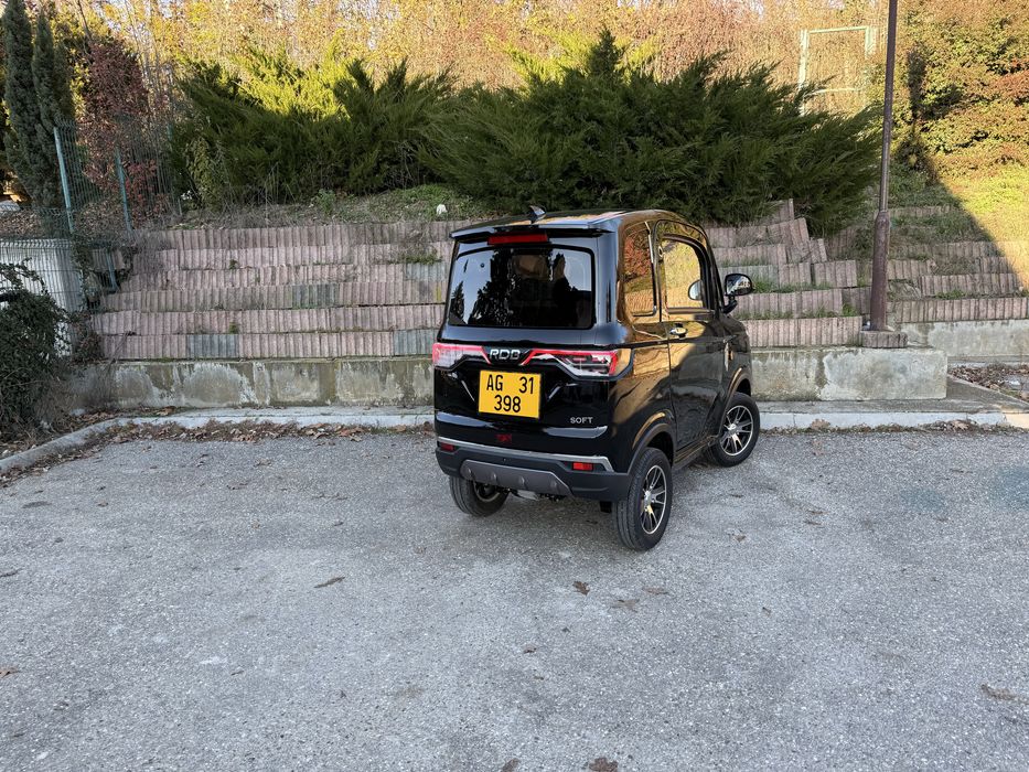 Vând RDB mașină electrică fără permis 25km la oră