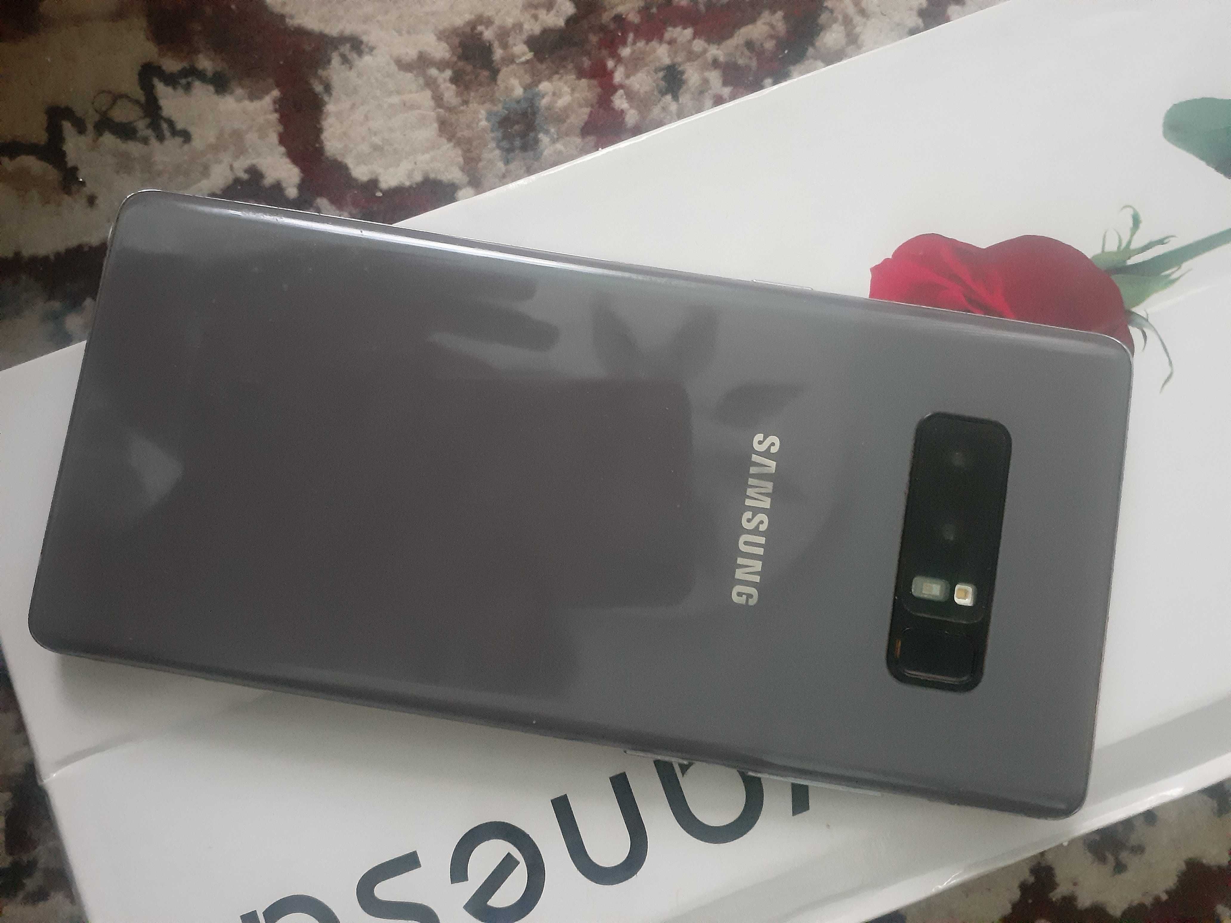 Telefon samsung note 8