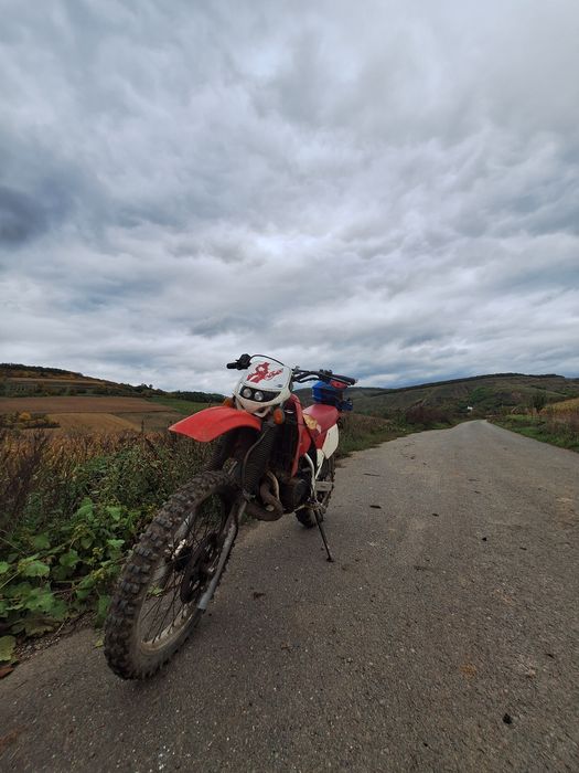 Vând honda cr125 2t