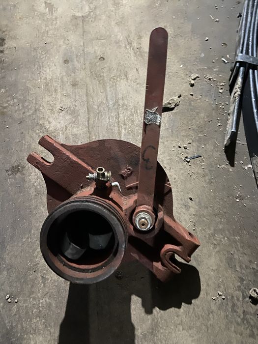 Продам запчасти. На грузовые и спецтехнику