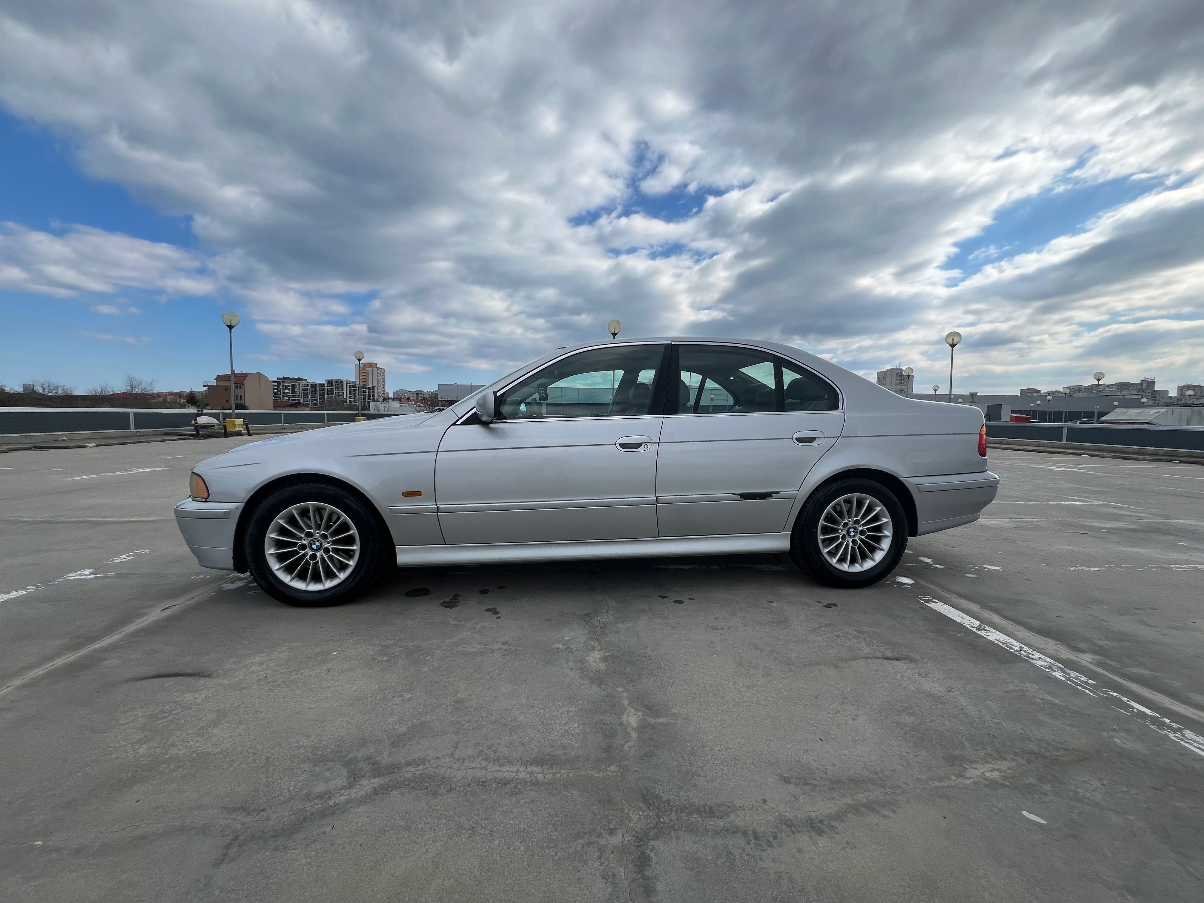 BMW 5та серия легендарния 3.0 мотор