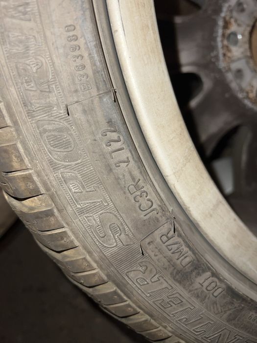 Jante BMW R17 cu anvelope iarna run flat225/45 R17 Dunlop