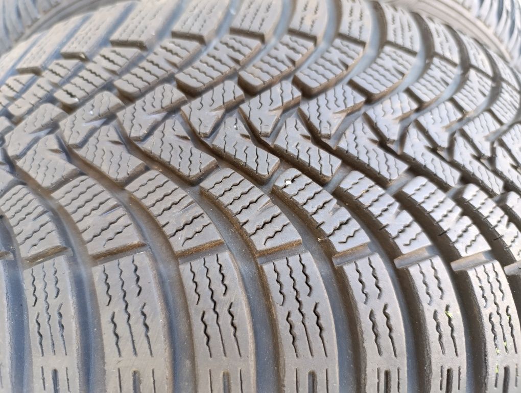 Зимни гуми FALKEN 245/45/18