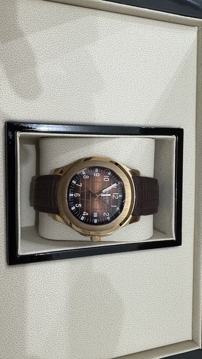 Продам часы phillip phatek