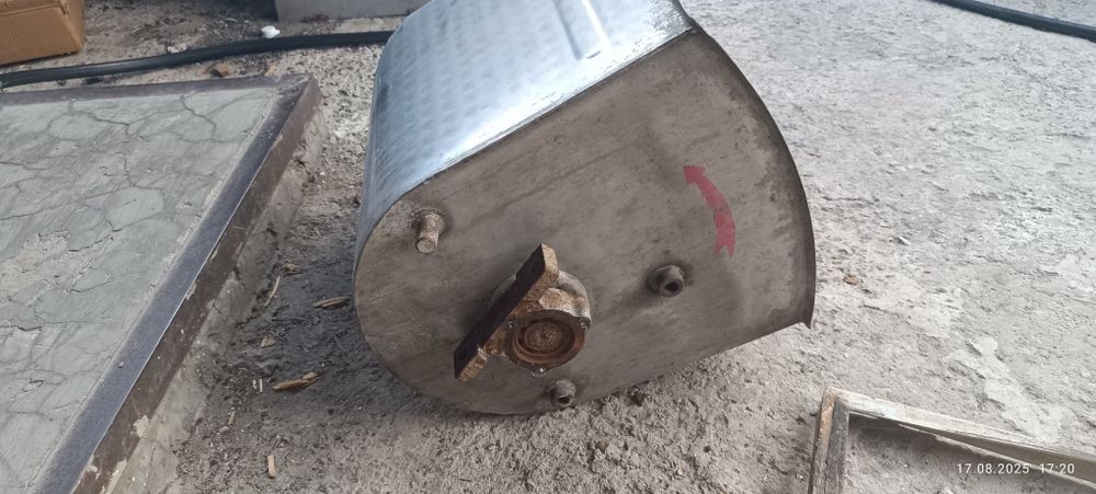 Продам ёмкость НЕРЖАВЕЙКА
