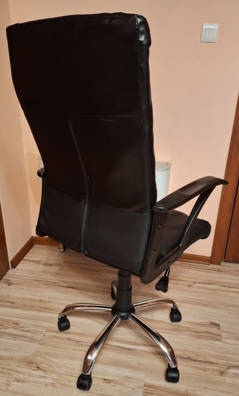 #Директорски стол #мениджърски стол #президентски стол #кожен офис сто