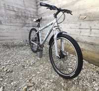 Vând bicicleta GIANT YUKON 26 ", echipare Shimano Deore