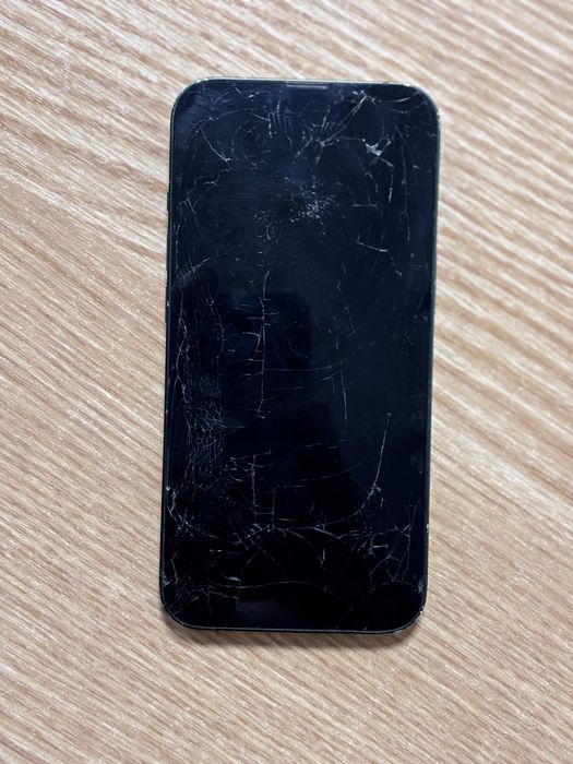 Iphone 13  жағдайы жақсы ұсталған