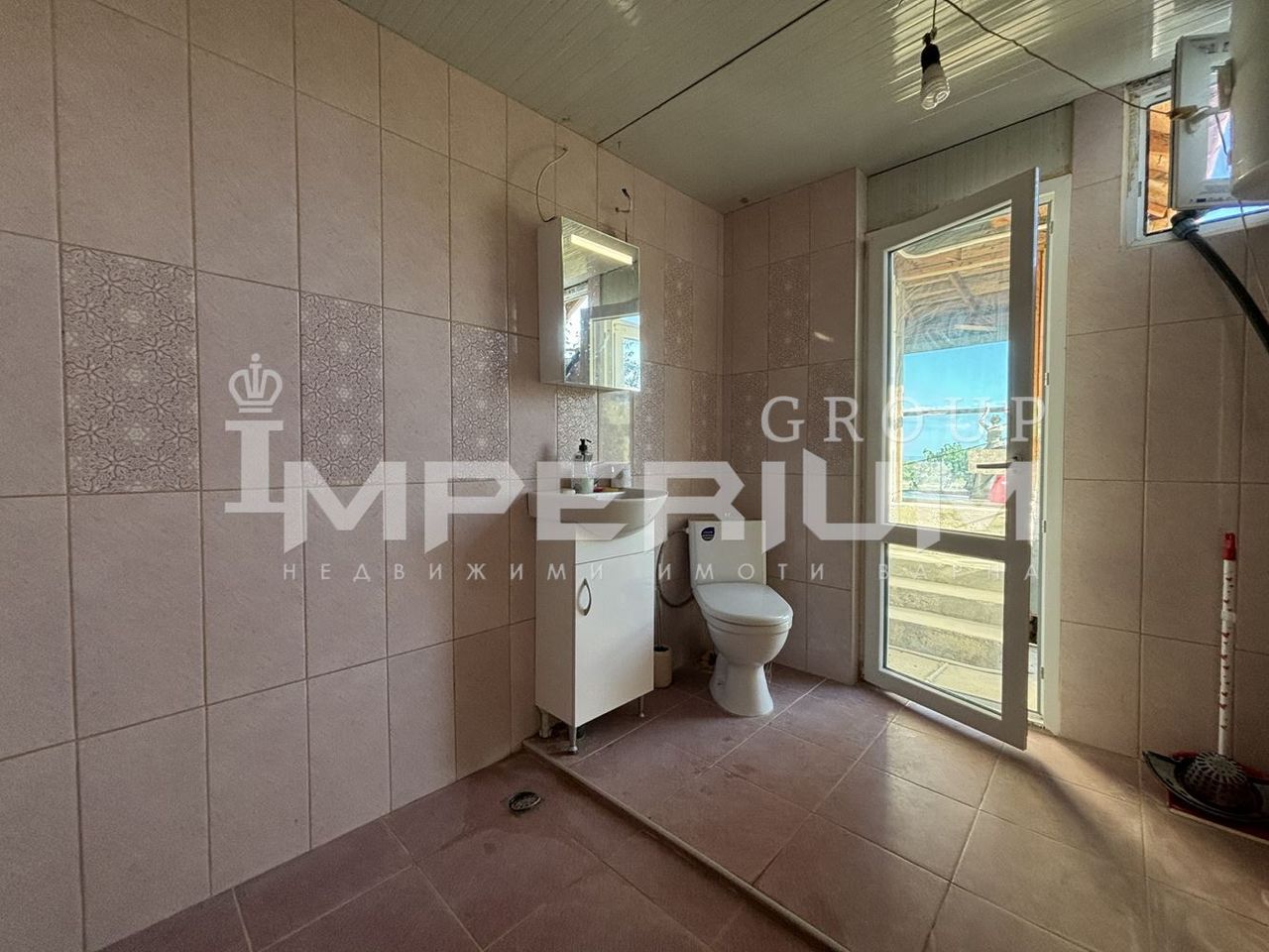 Продава се Къща в Игнатиево - 91 кв.м за 825 €/кв.м - Снимка #7
