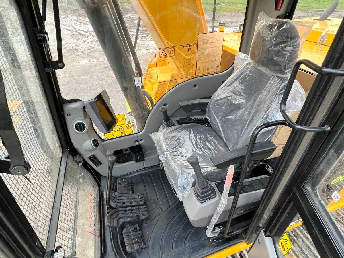Excavator JCB 245 si  Hyundai R245 - 24 T (Nou 2025) + Video
