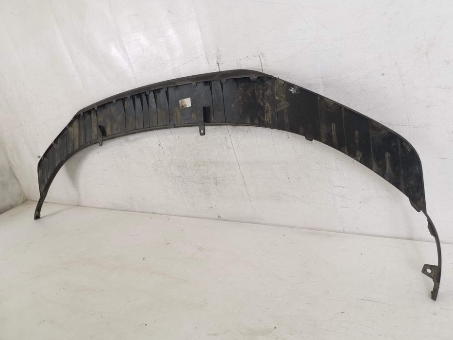 Хюндай и30 / Hyundai i30 [ - ] Оригинален преден спойлер в добро състо