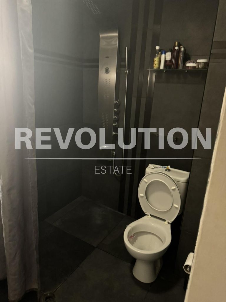 Дава се под наем Етаж от къща в Варна, Виница - 100 кв.м за 750 € - Снимка #6