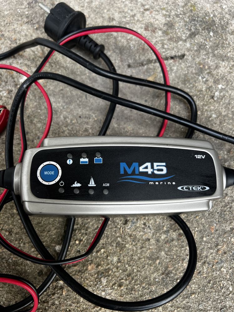 Incarcator baterii Ctek M45 Marine