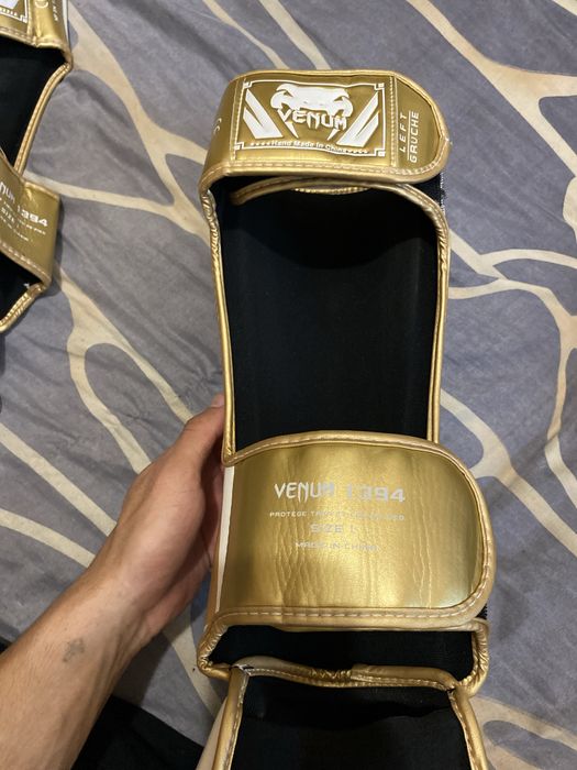 Футы абсолютно новые