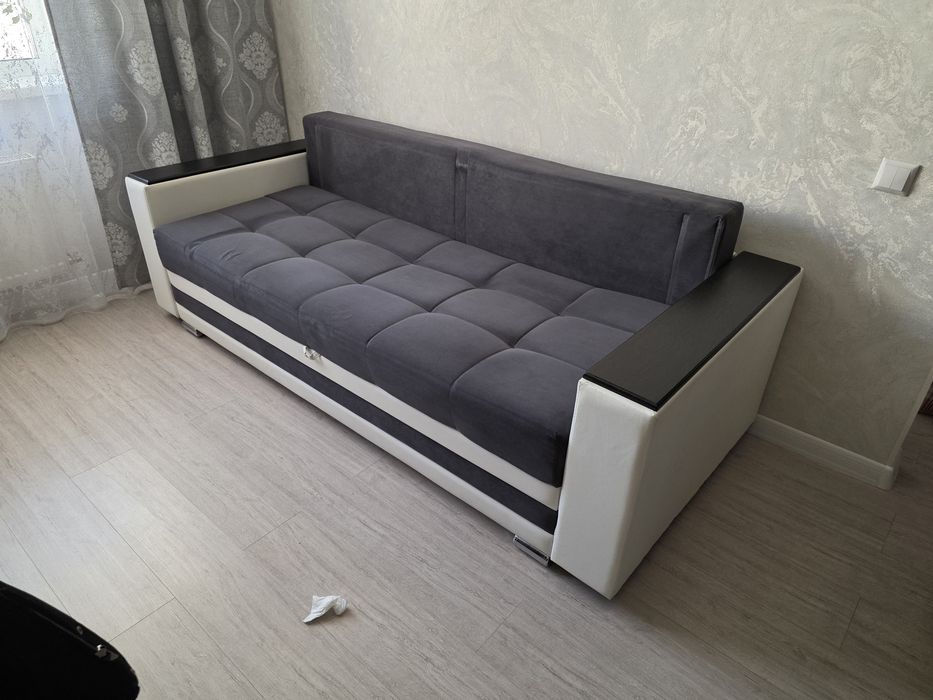 Продаётся диван, в хорошем состоянии...