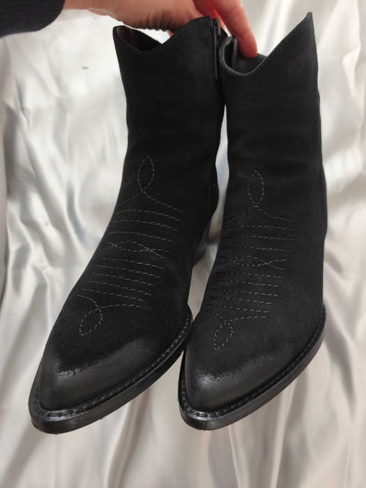 Ghete piele naturala MUS