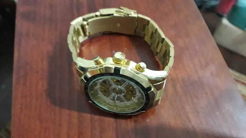 Ceas de mana                                    .