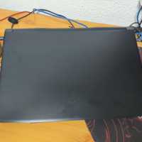 Laptop Gaming MSI Katana GF76 11UE-098XRO cu procesor Intel Core ® i7-