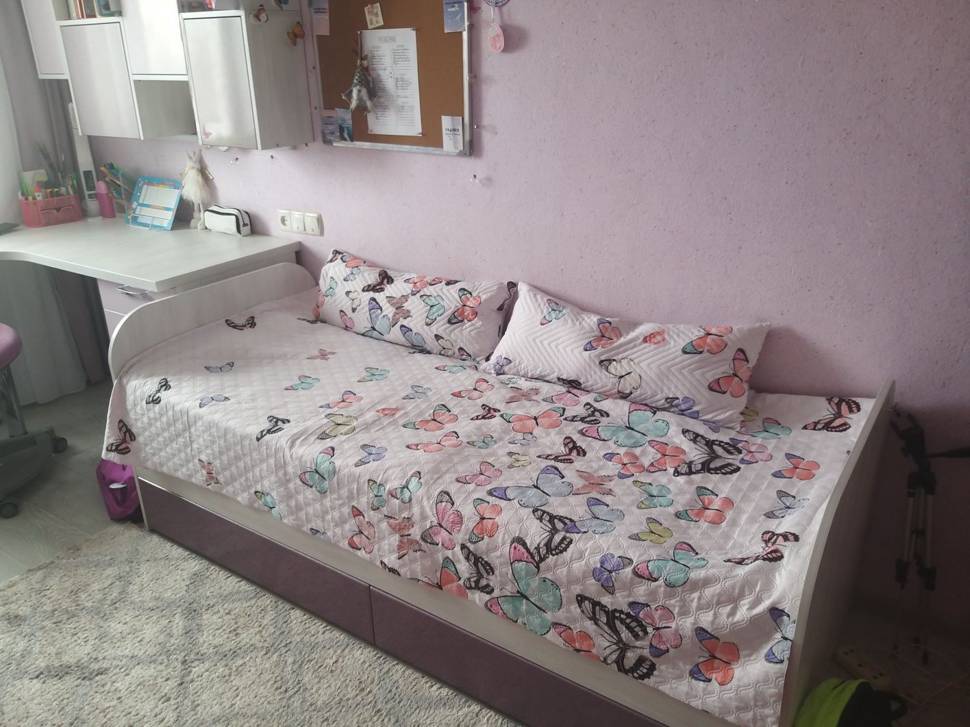 Продам кровать для девочки