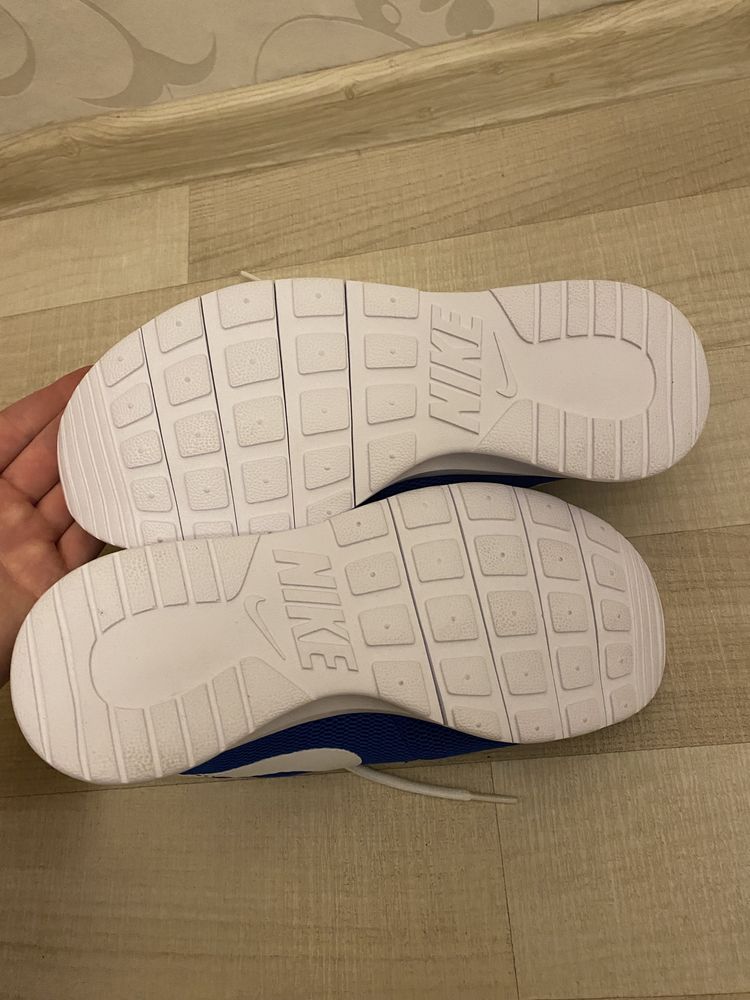 Маратонки Nike