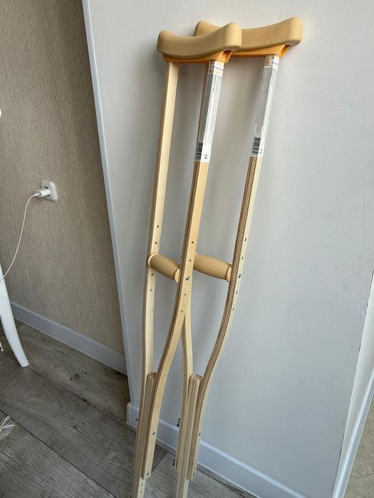 Продам костыли практический не использовали