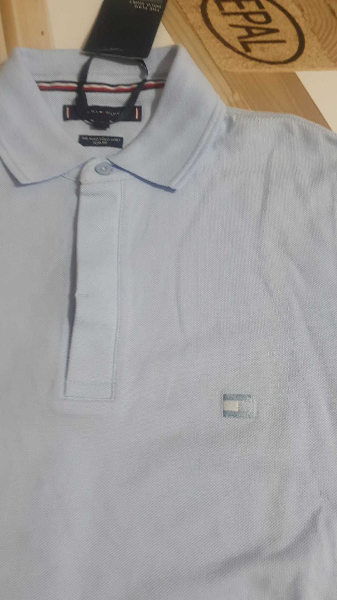 Vand tricou barbat Tommy Hilfiger masura M original nou cu eticheta.