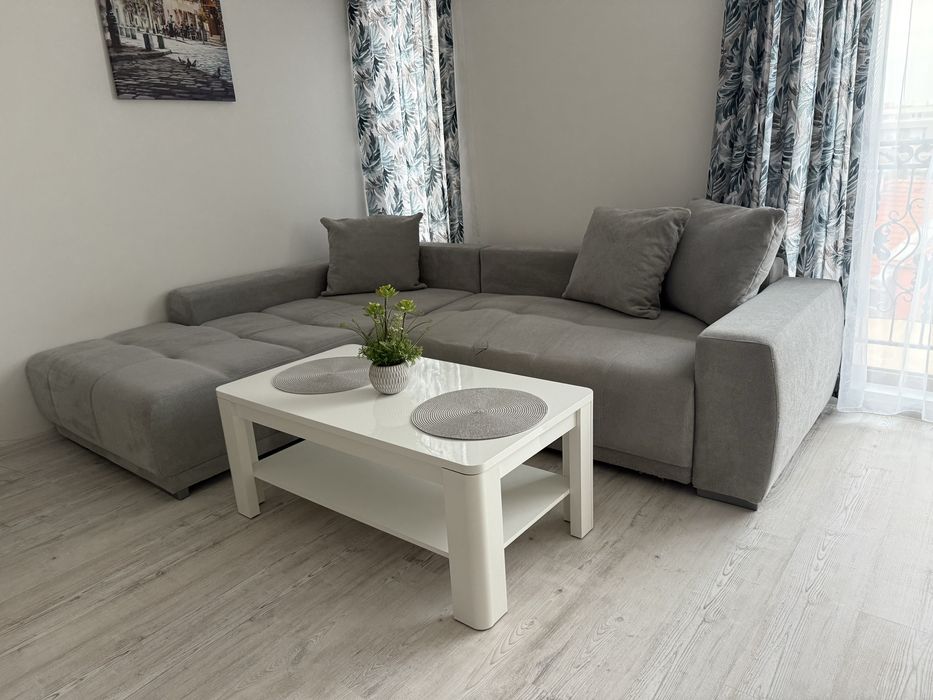 Ъглов диван с механизъм сън