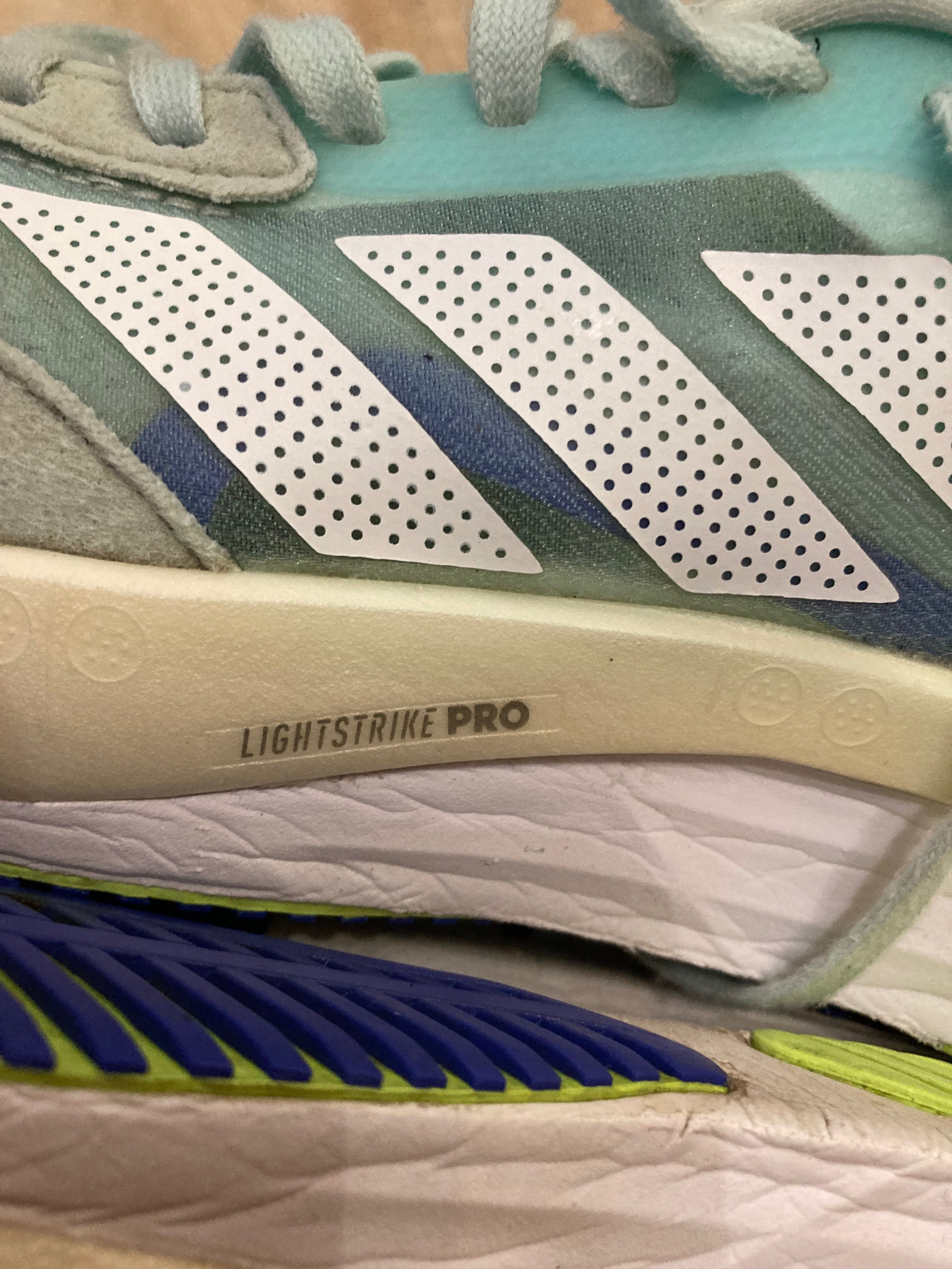 Маратонки Adidas за момиче номер 36