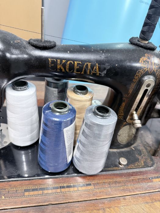 Шивачна машина Ексела