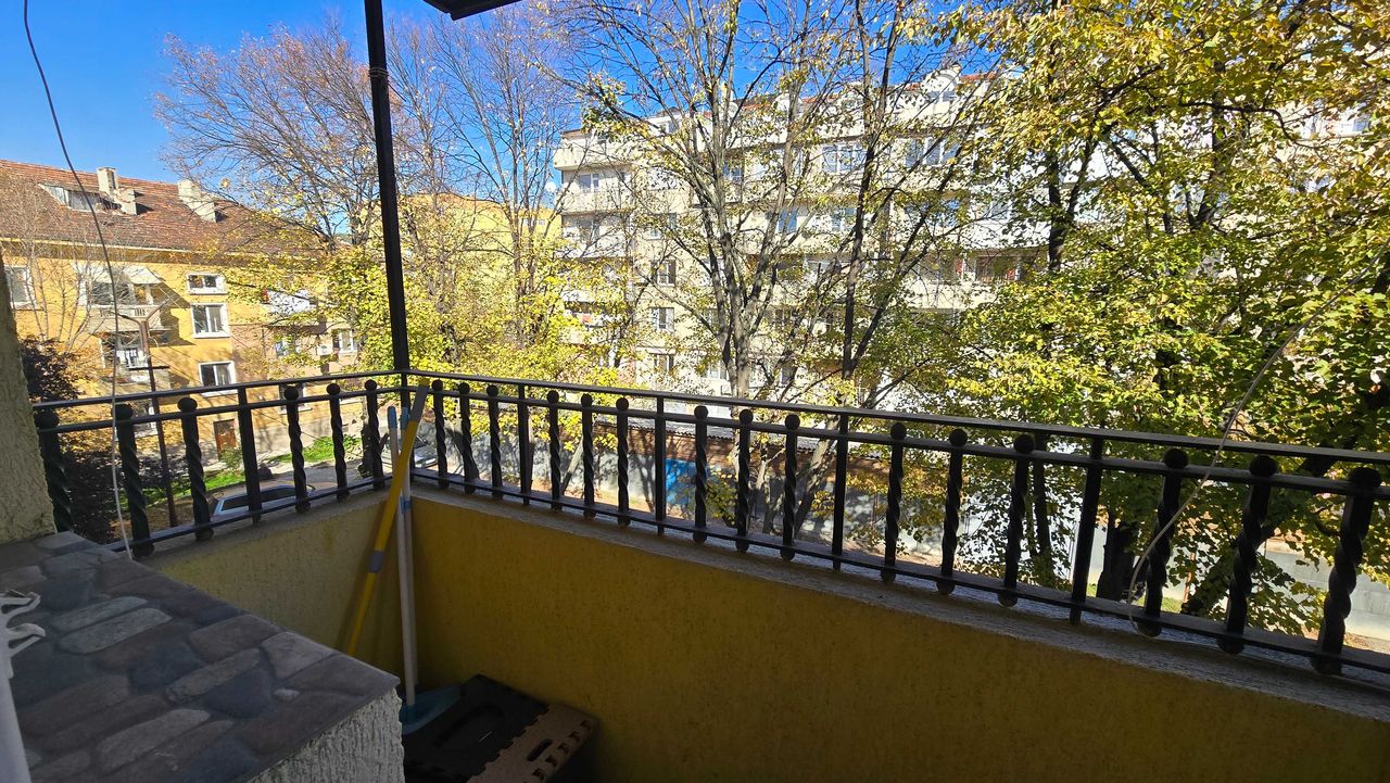 Продава се Двустаен апартамент в Перник, Мошино - 68 кв.м за 1163 €/кв.м - Снимка #15
