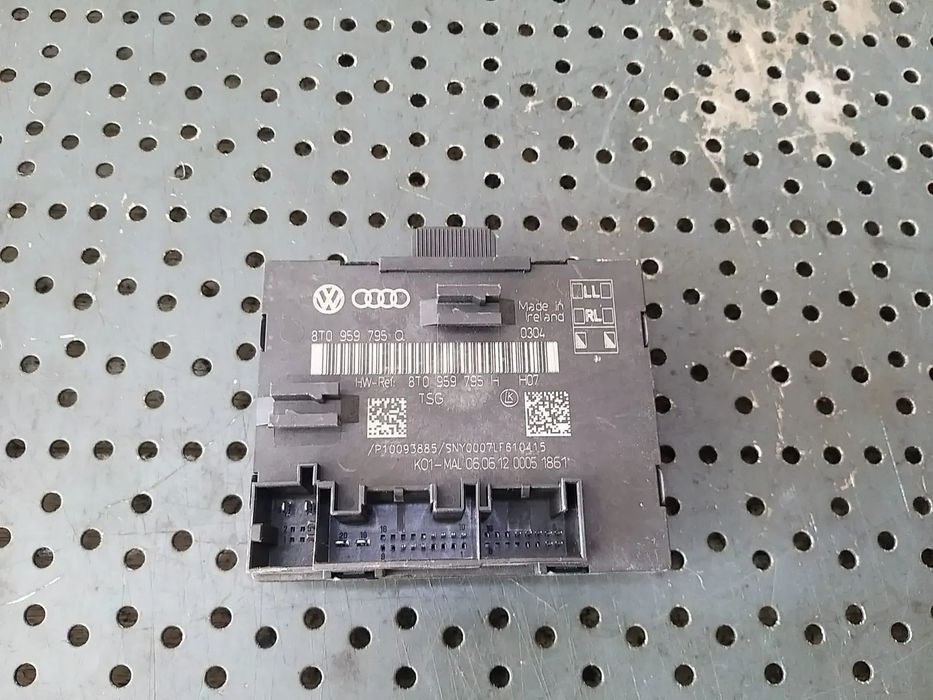 Modul calculator usa dreapta spate audi a4 b8 8k 8t0959795q 8t0959795h