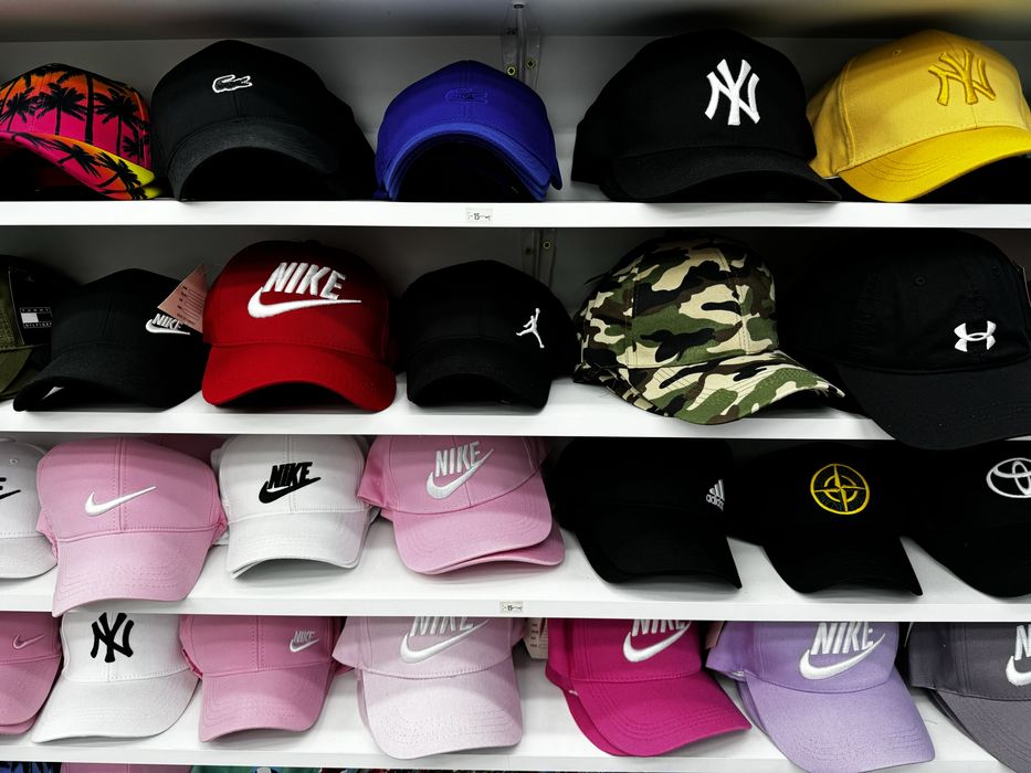 Шапки Adidas,Nike,Armani,Under Armour,Jordan,DSQ2,LA,Tommy,CK