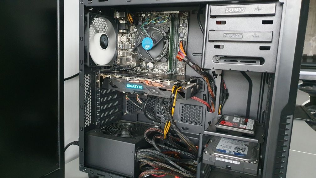 PC Gaming i7-6700k, 8gb, RX480, ssd240, monitor Philips 24"