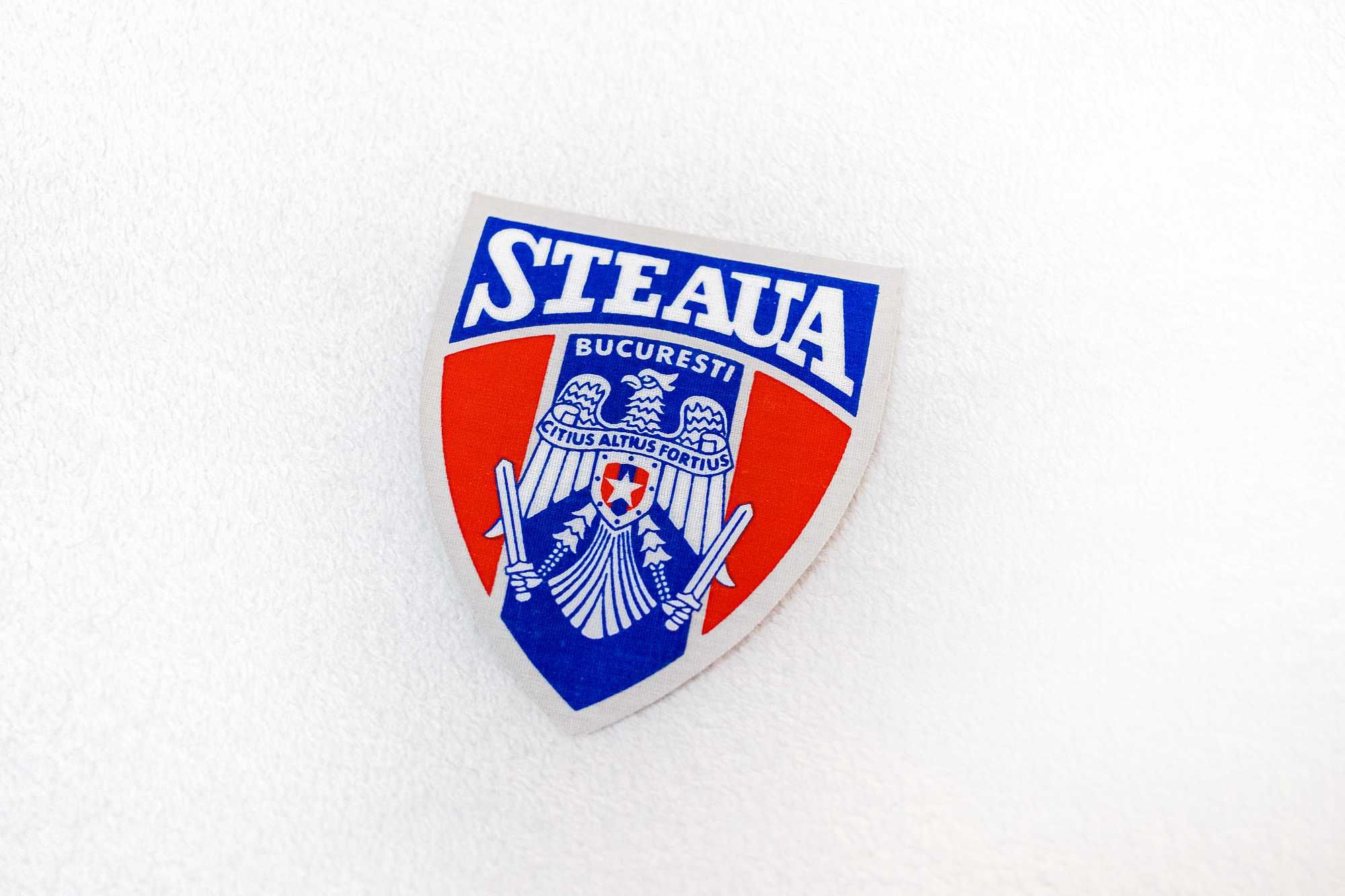 Steaua Bucuresti Set Patch + Breloc + Sticker CSA Steaua