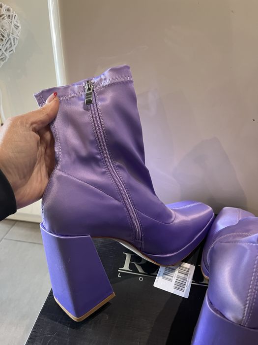 Дамски сатенени боти Raid номер 42