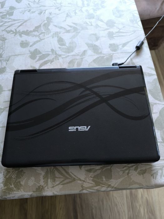 Лаптоп ASUS Pro72Q 17"