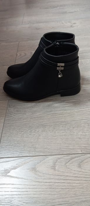 есенно-пролетни боти