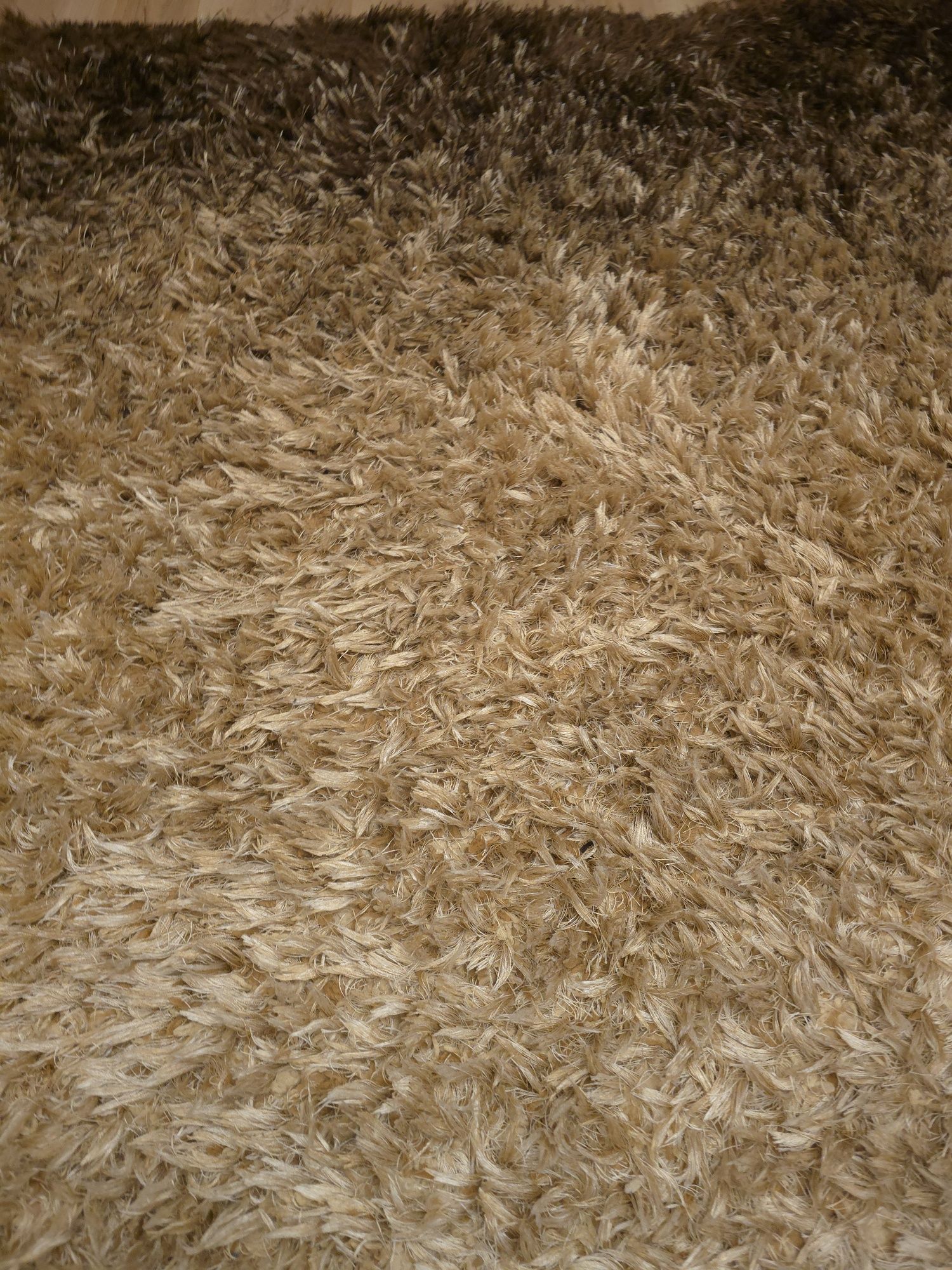 Красив  шаги килим