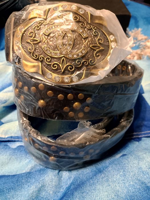 Спортно елегантени колани