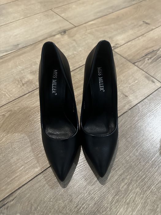 продаю каблуки 10 см черные