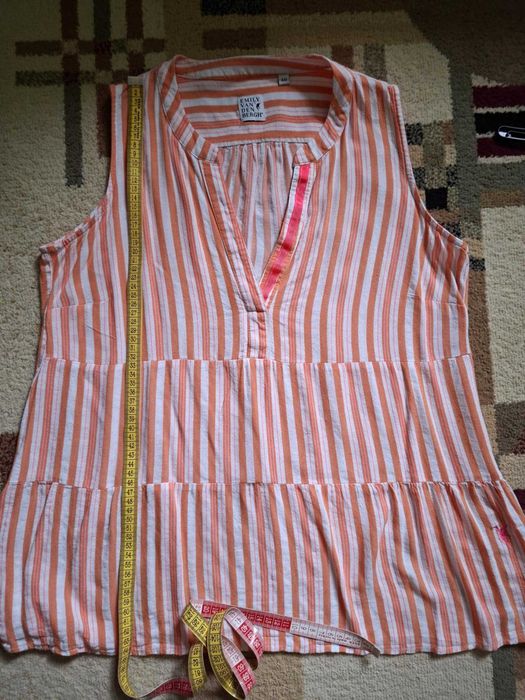 Top Emily Van Den Bergh