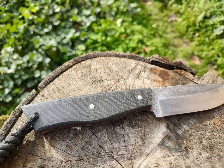 Нож от премиум стомана,,,