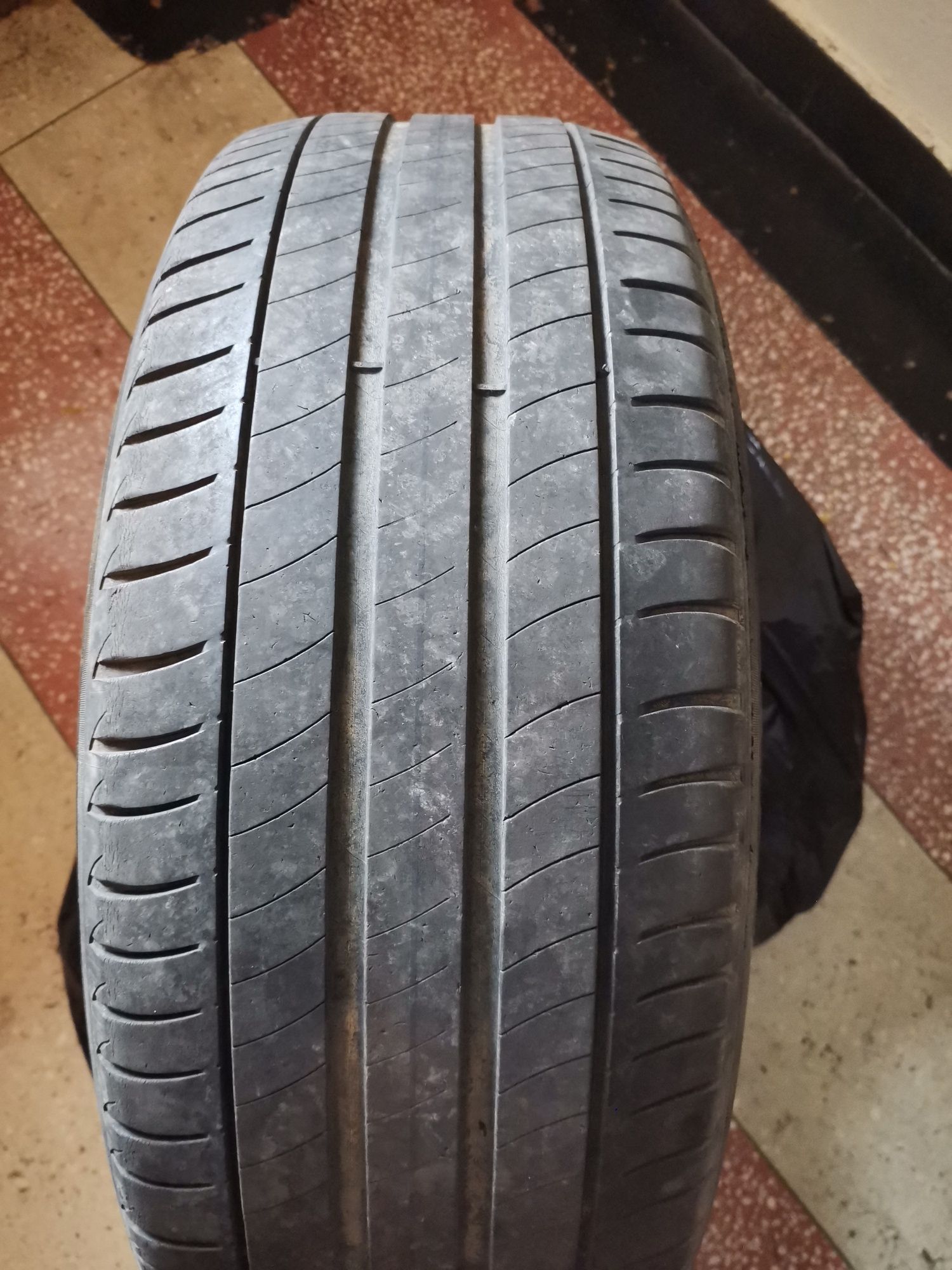 Anvelope 215/55 R 17